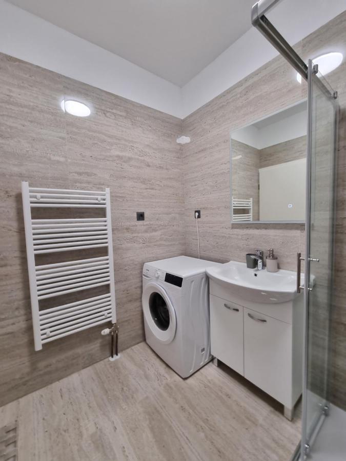 Apartmani Toni Drniš Exteriör bild
