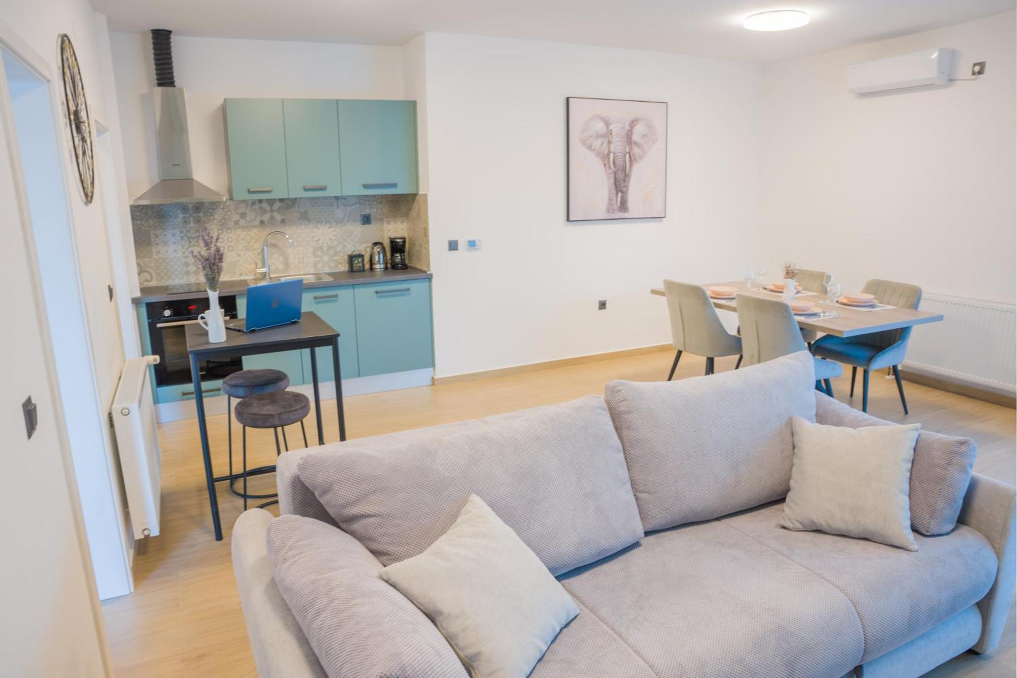 Apartmani Toni Drniš Exteriör bild